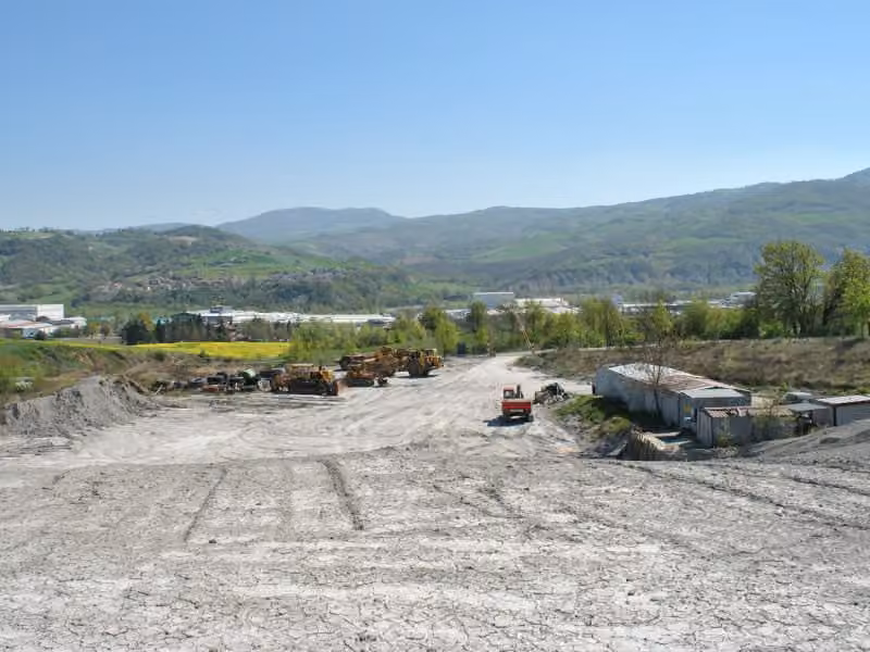 Lavorazione argilla a Sassuolo (MO)